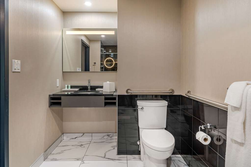 Quality Inn & Suites Mont-Joli Pokój zdjęcie